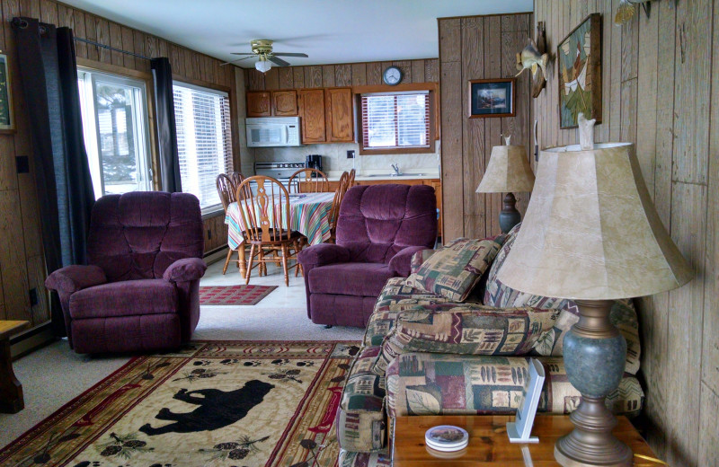 Cabin living room at The Arrows.