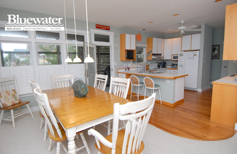 Rental kitchen at Bluewater Real Estate.