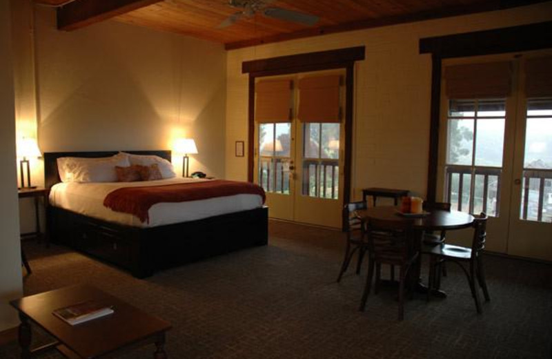 Guest room at Davenport Bed & Breakfast Inn.