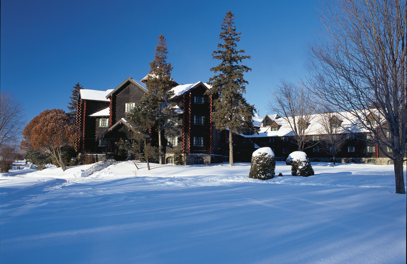 Exterior view of Fairmont Le Chateau Montebello.