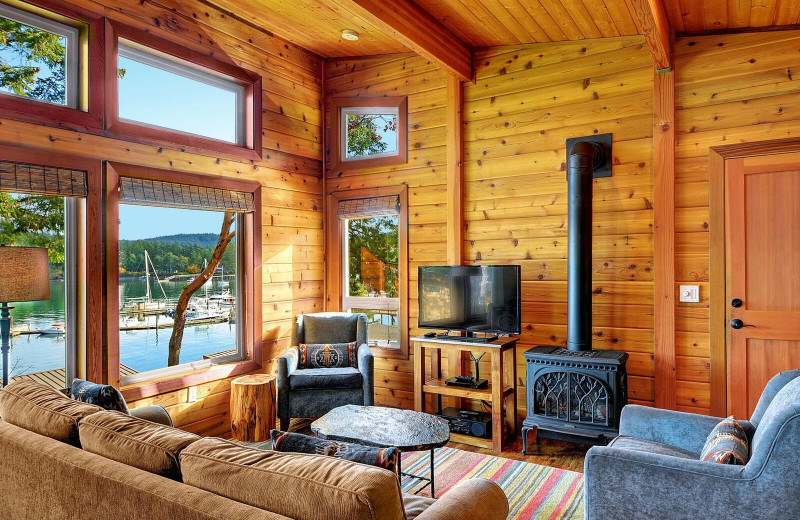 Guest living room at Snug Harbor Marina Resort.