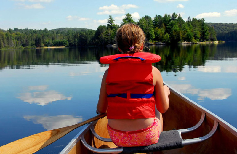 Canoeing at Pine Vista Resort.