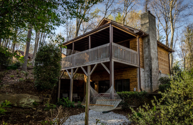 Cabin exterior at Asheville Cabins of Willow Winds.