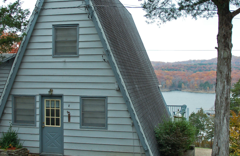 Cabin exterior at Alpine Lodge Resort.