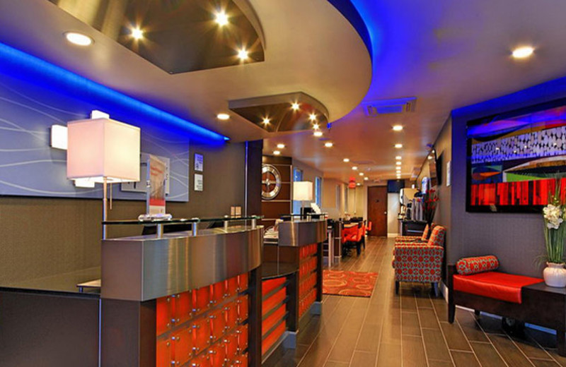 Front Desk at Holiday Inn Express Mountain View-S Palo Alto