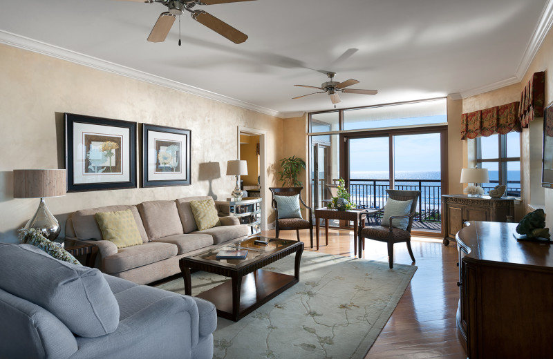 Guest living room at North Beach Plantation.