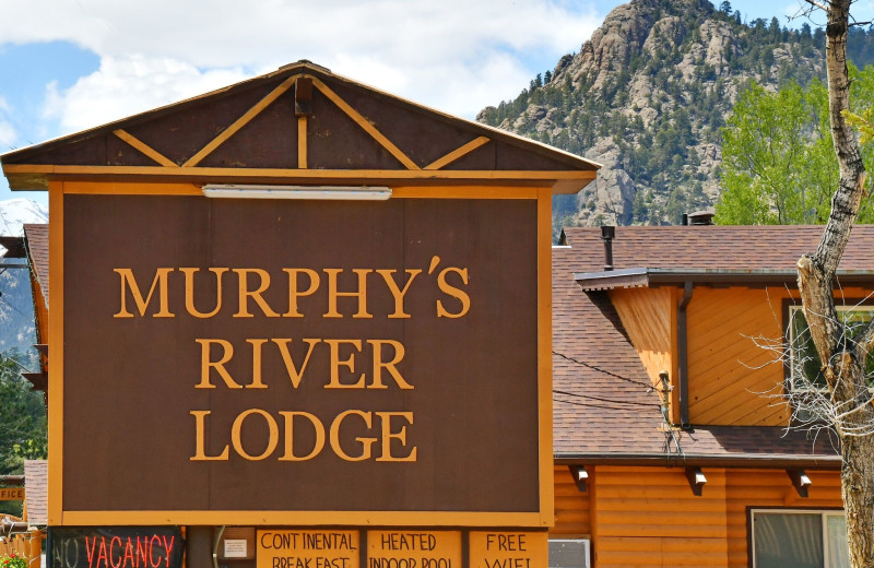 Exterior view of Murphy's River Lodge.