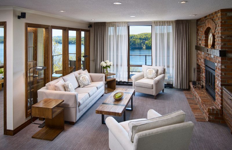 Guest living room at Deerhurst Resort.