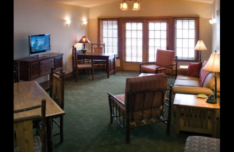 Guest living room at Otsego Club and Resort.