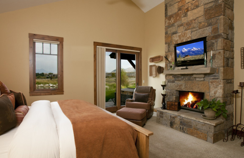 Vacation rental bedroom at Cabin and Company.