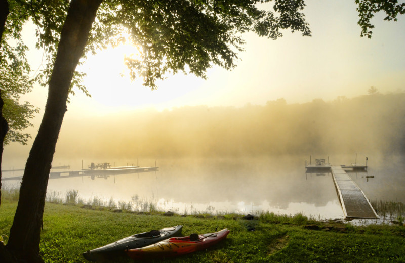 Lake view at Railey Mountain Lake Vacations.