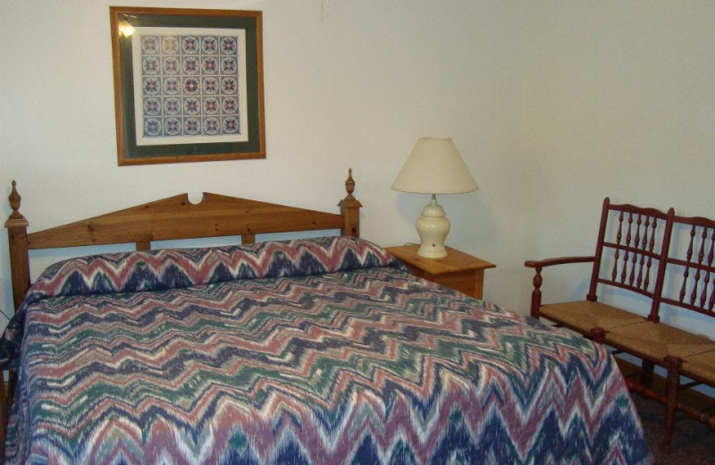 Guest Room at Glen Falls House