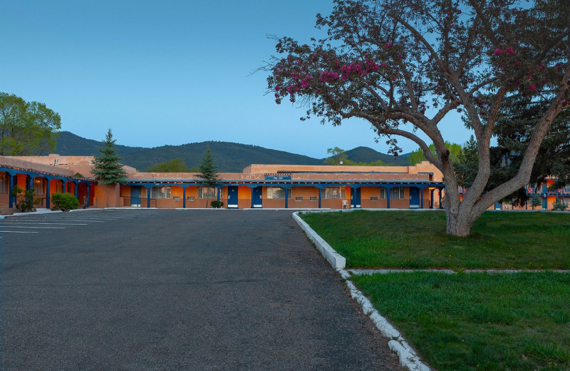 Exterior view of Kachina Lodge 