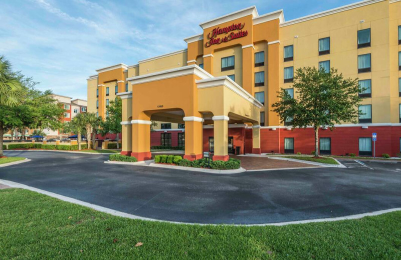 Exterior view of Hampton Inn & Suites Jacksonville South - Bartram Park.