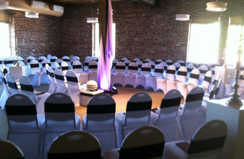 Wedding with a spiral aisle at Craddock Terry Hotel.