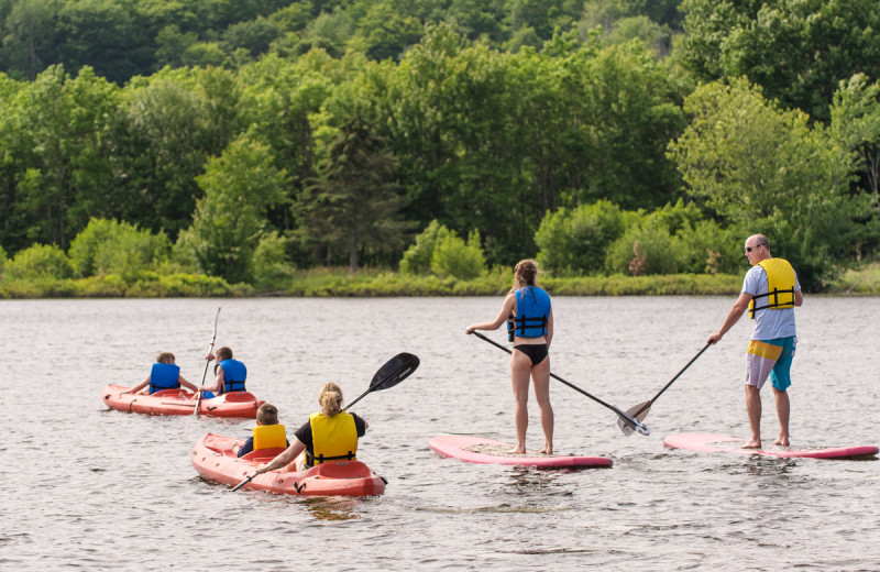 Kayaking and paddle boarding at Deerhurst Resort.