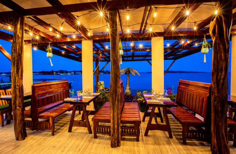 Dining near Bocas Bali Resort.