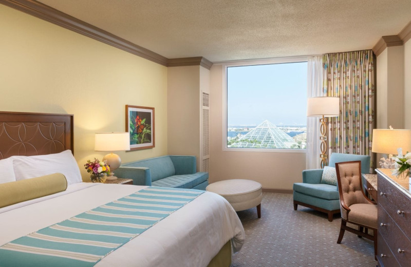 Guest room at Moody Gardens Hotel Spa & Convention Center.