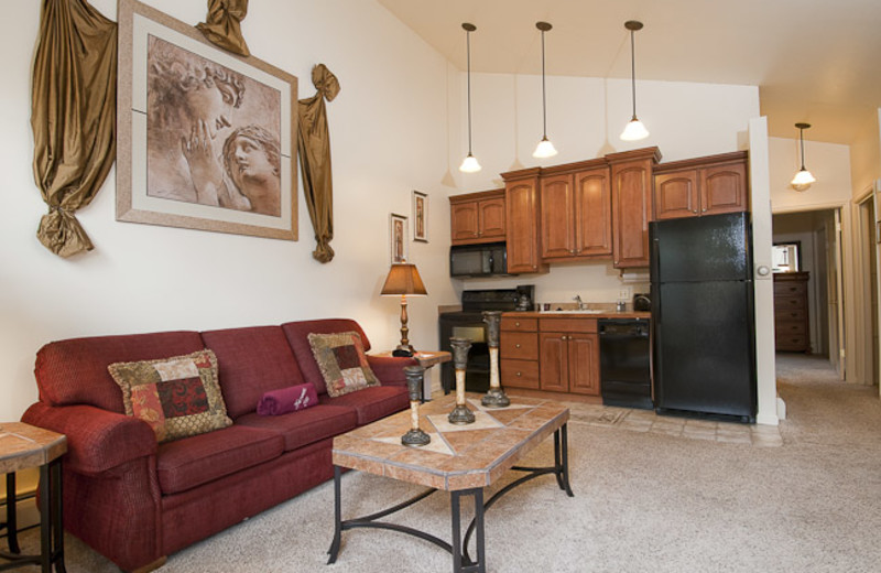 Estes Park Vacation Rentals Condo Cimarron Suites On Fall