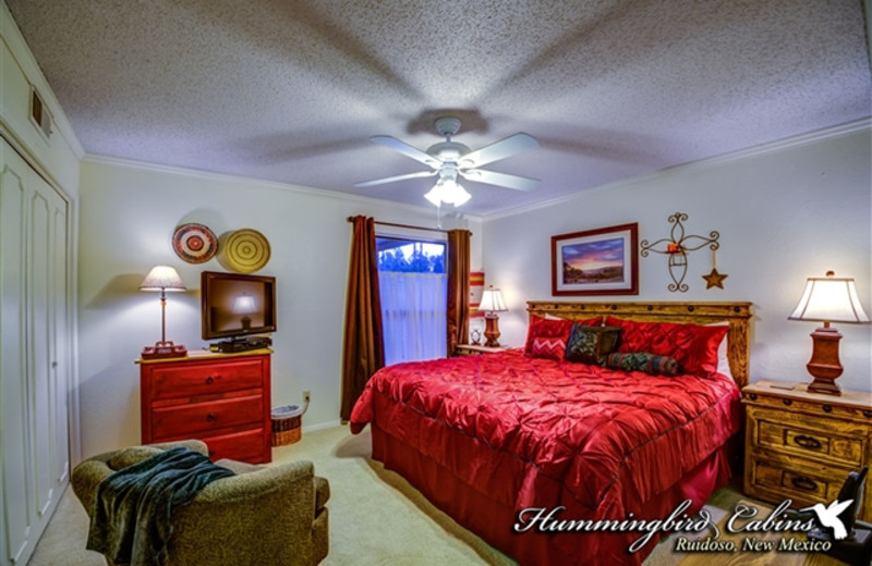 Back master bedroom at Hummingbird Cabins - Fairway to Heaven Vacation Rental