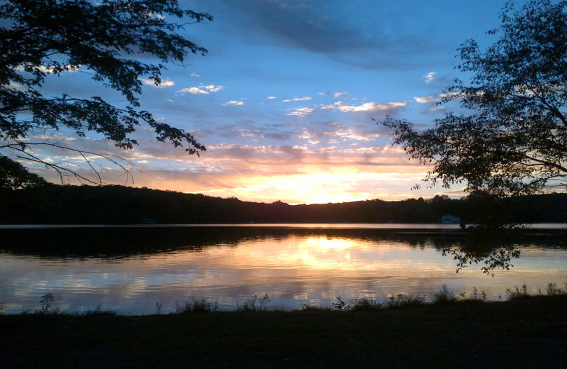 Lake view at Tally Ho Inn.