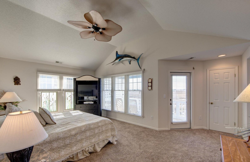 Rental bedroom at Pirate's Cove Realty.