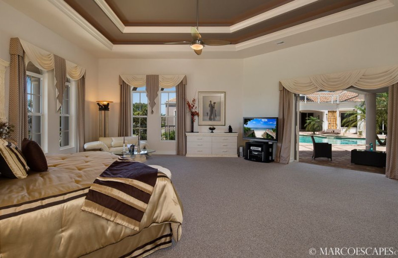 Rental bedroom at Marco Escapes.