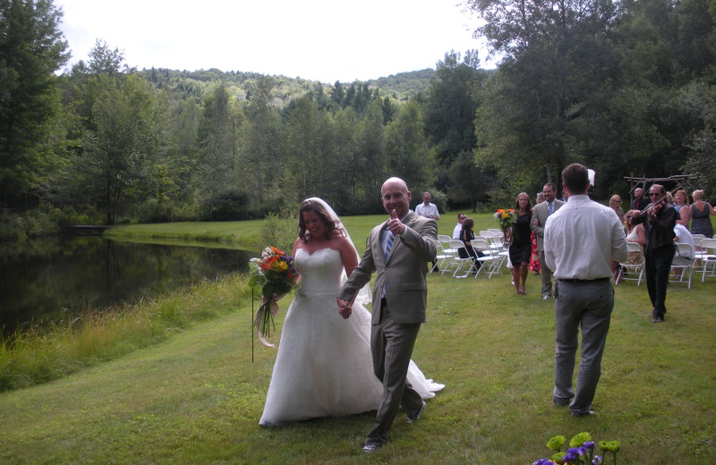 Weddings at Moose Meadow Lodge & Treehouse.