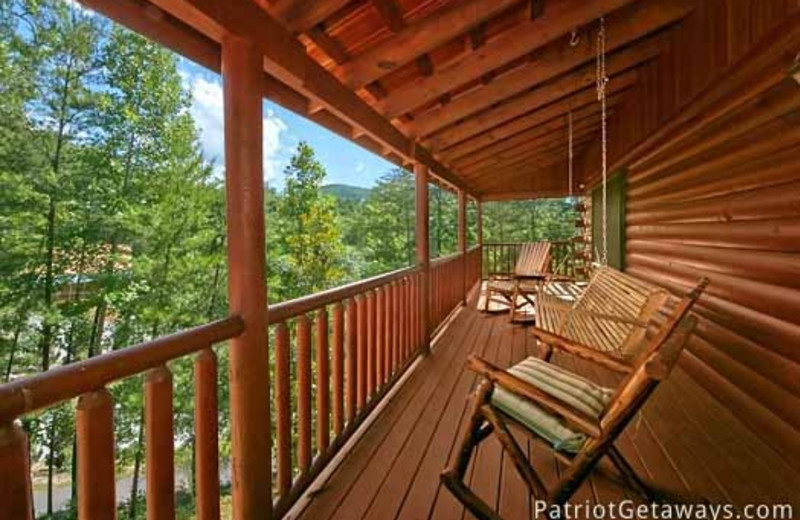 Pigeon Forge Pleasures - American Patriot Getaways