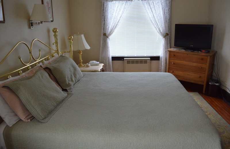 Guest room at Riverside Hot Springs Inn & Spa.