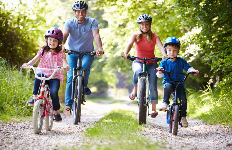 Family biking at Wild Walleye Resort.