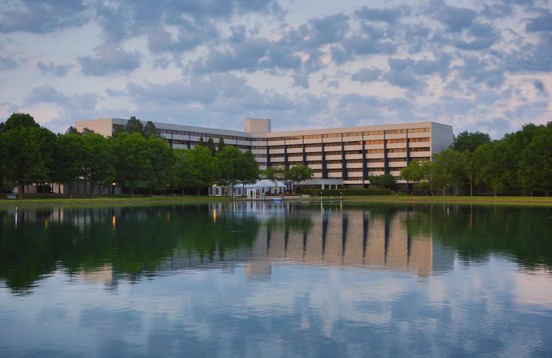 Exterior view of DoubleTree in Raleigh/ Durham.