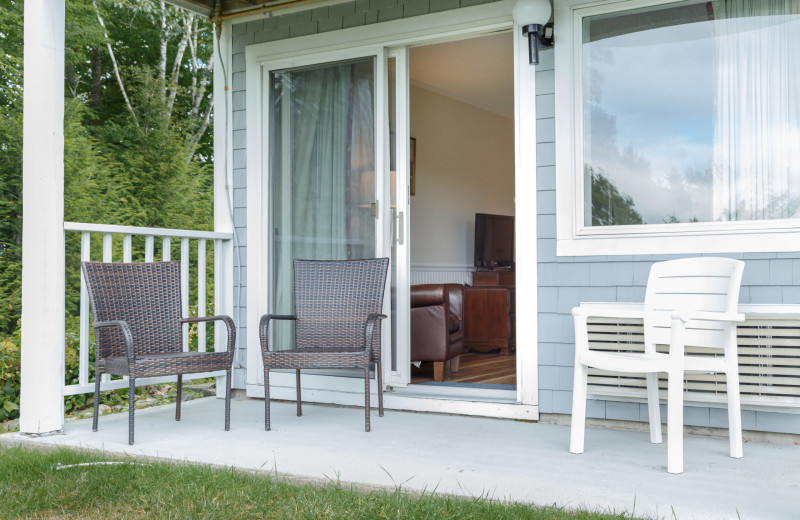 Guest patio at Cod Cove Inn.