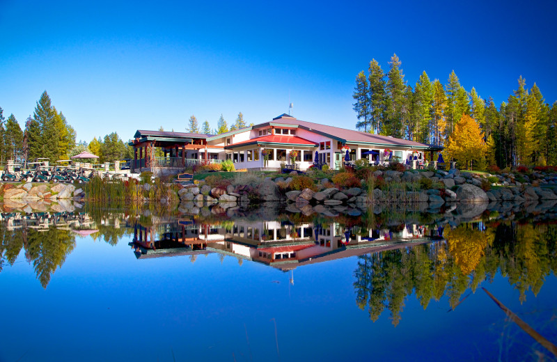 Exterior view of Resorts of the Canadian Rockies.