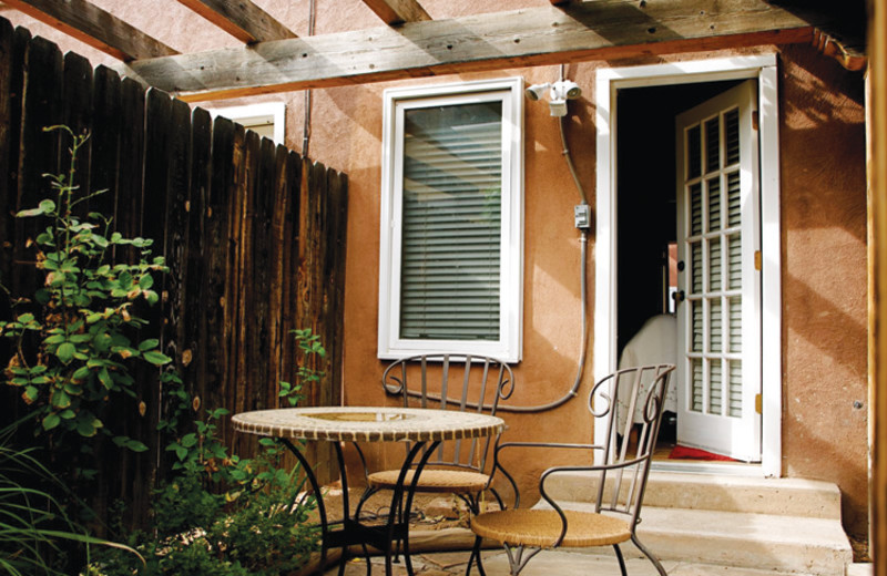 Private courtyard at Sarabande Bed & Breakfast.