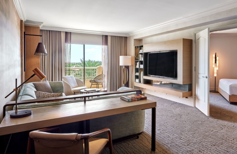 Guest room at JW Marriott Desert Ridge.