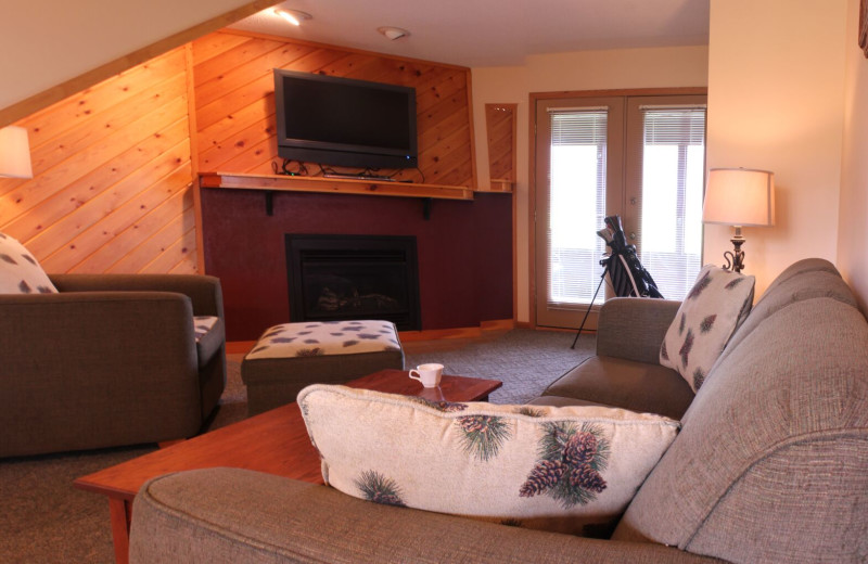 Condo living room at Ruttger's Bay Lake Lodge.