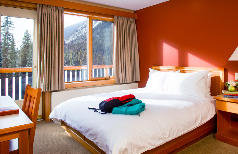 Guest room at Bugaboos Lodge.