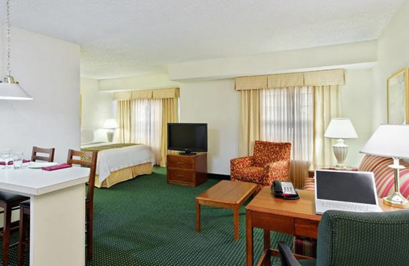 Guest room at Residence Inn Detroit Pontiac/Auburn Hills.