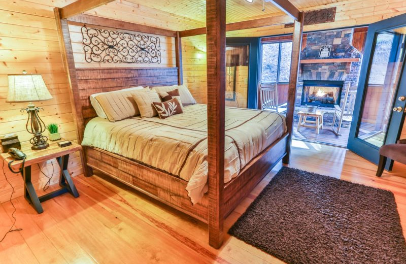 Rental bedroom at Wilderness View Cabins.