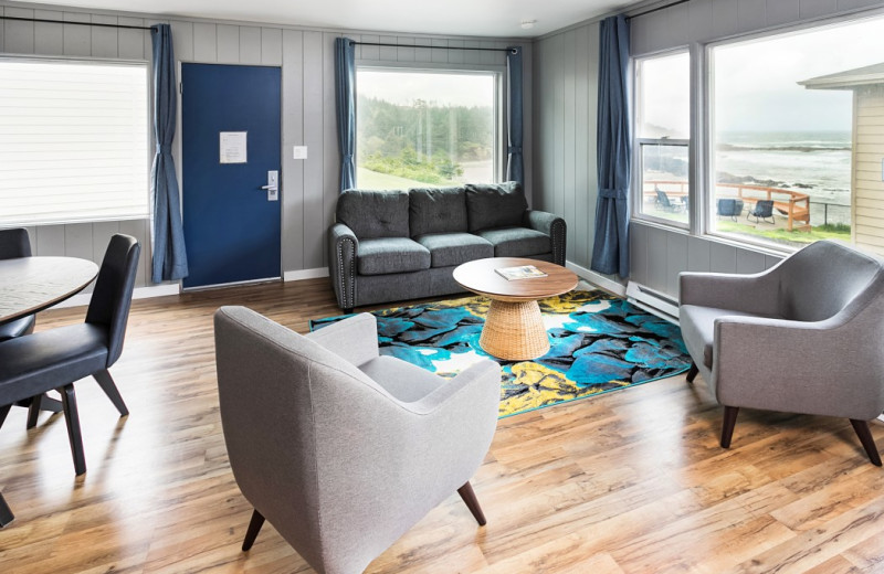 Guest living room at Surfrider Resort.