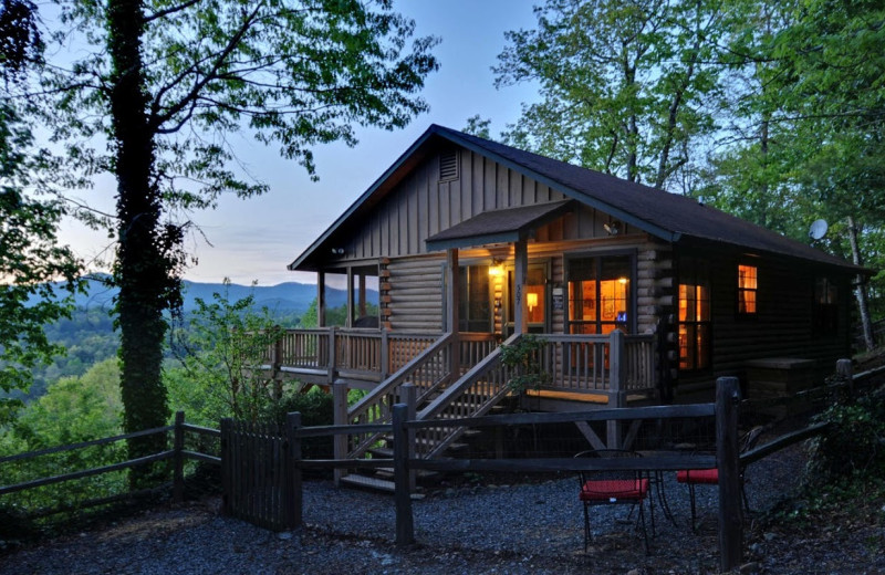 Cabin exterior at Sliding Rock Cabins.