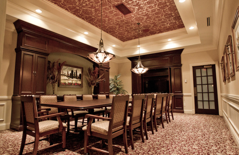 The executive sanctuary, located just across from the Lake Geneva Room on the Members side of the Clubhouse, the elegant Lowell Board Room serves as both a powerhouse meeting space or intimate private dining room for 14. Echoing the Lake Geneva Room in traditional design, the Board room features a mahogany table, armchairs and built-in buffet and shelving.