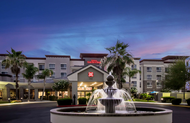 Exterior view of Hilton Garden Inn Phoenix/Avondale.