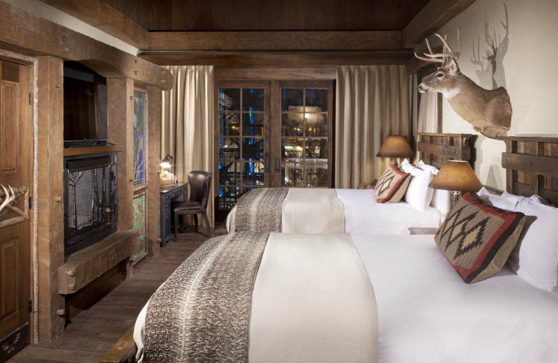 Guest room at Big Cypress Lodge.