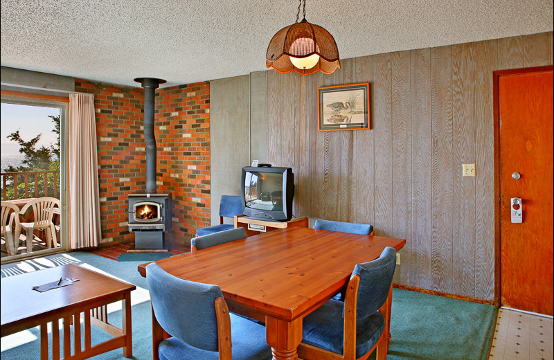 Guest dining area at Ocean Crest Resort.