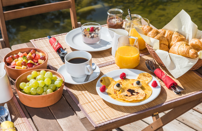 Breakfast at Chateau Ramšak Glamping Resort.