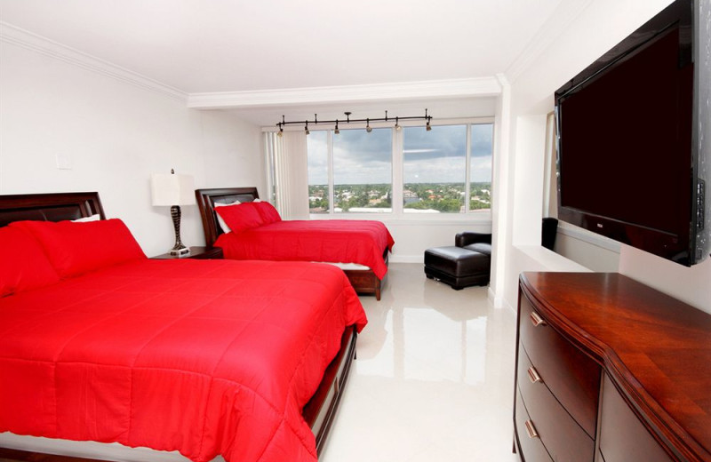 Two bed guest room at Ocean Manor Resort.