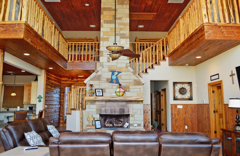 Rental living room at Log Country Cove.