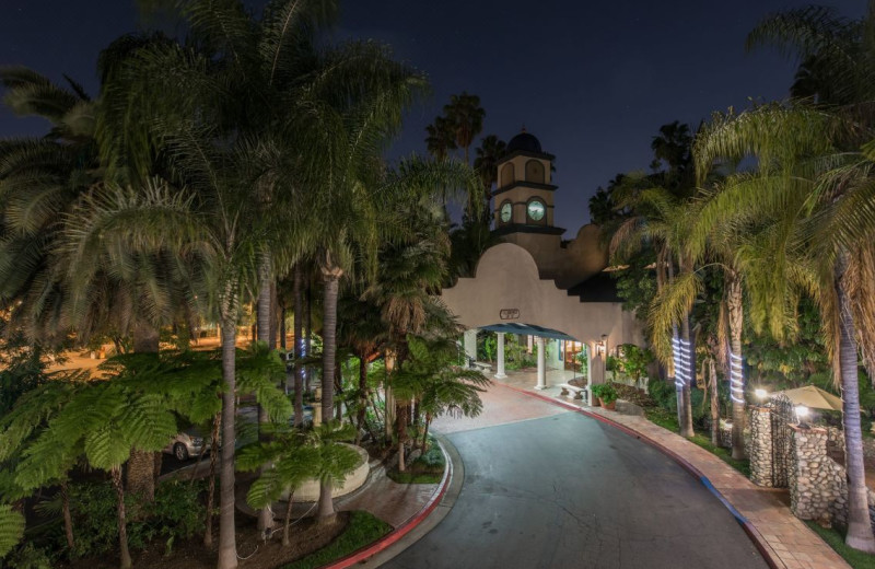 Exterior view of Vanllee Hotel 